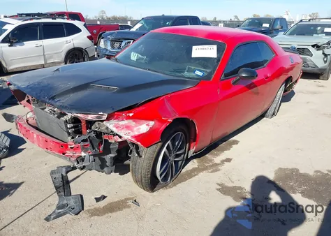 2019 Dodge Challenger Sxt Awd z USA, uszkodzony, nr VIN 2C3CDZGG7KH677865